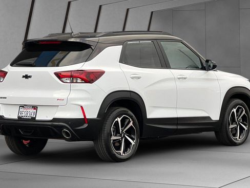 Used 2023 Chevrolet TrailBlazer RS w/ Convenience Package image 4