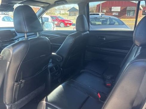 Used 2021 Honda Pilot Special Edition image 6