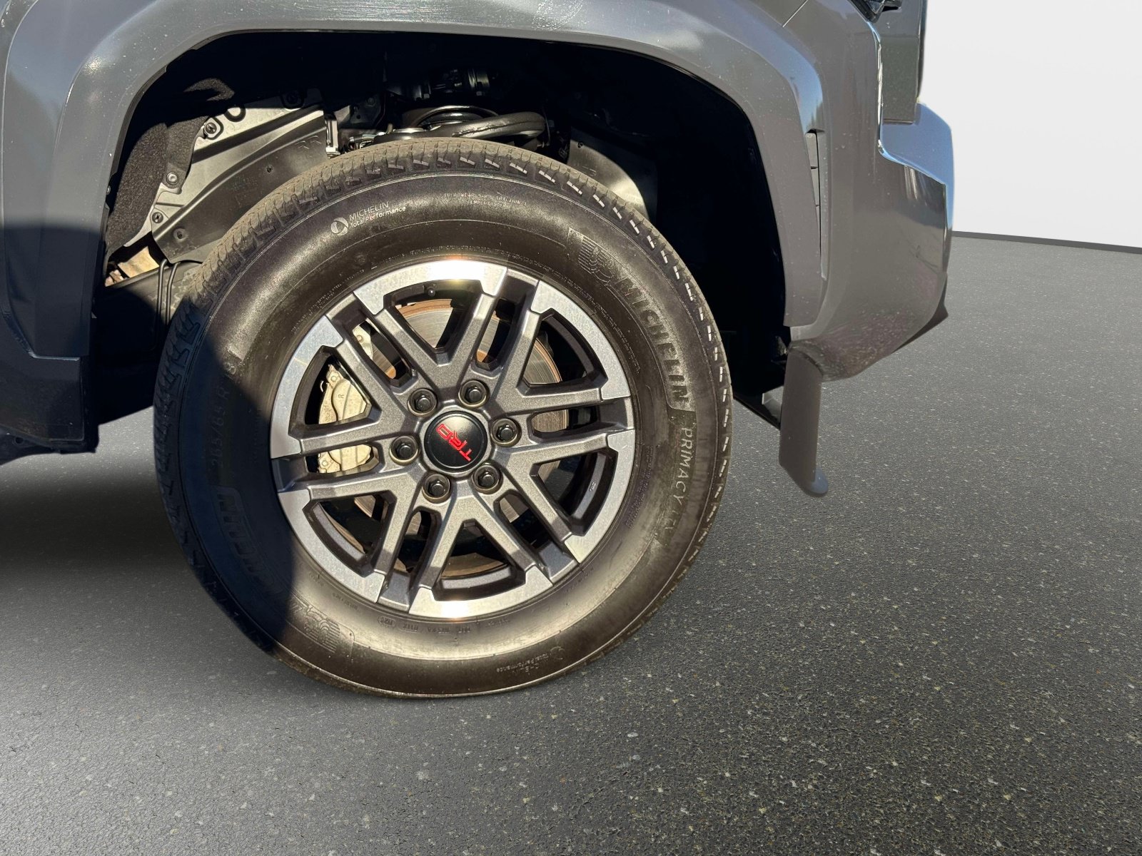 Certified 2024 Toyota Tacoma TRD Sport w/ TRD Sport Premium Package AWD/4WD image 9