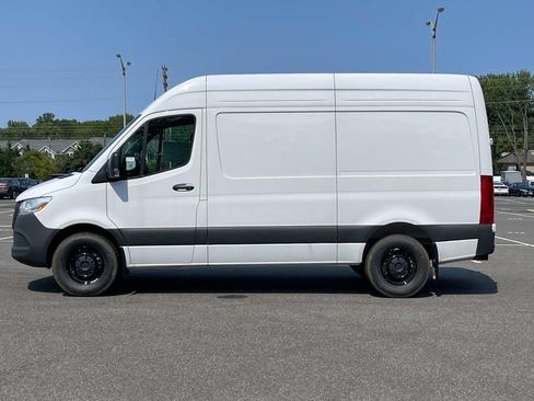 New 2025 Mercedes-Benz Sprinter 2500 image 2