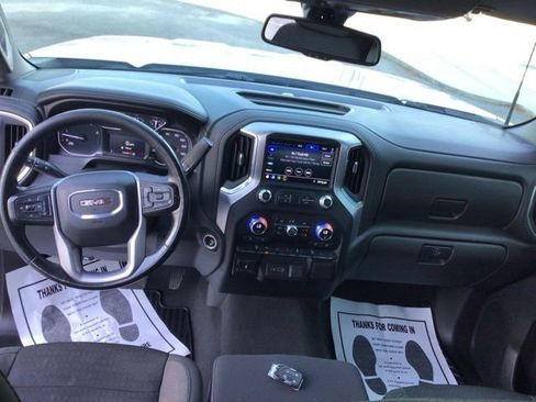 Used 2021 GMC Sierra 2500 SLE w/ SLE Value Package; image 20
