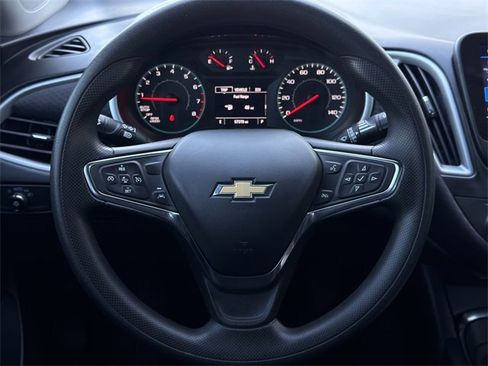 Used 2024 Chevrolet Malibu LT image 12