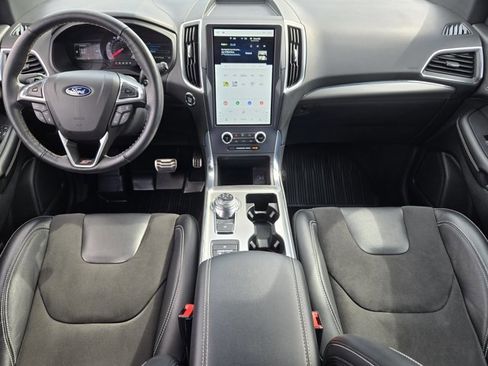 Certified 2022 Ford Edge ST w/ Equipment Group 401A image 25