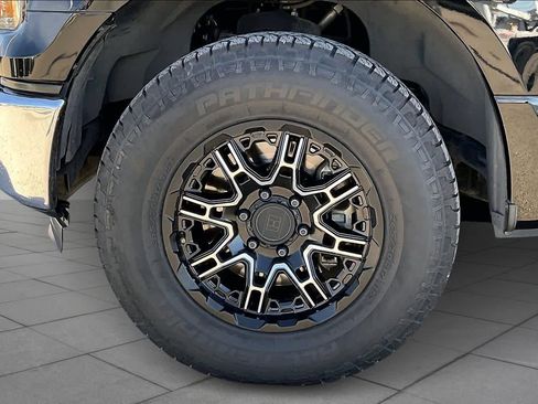 Used 2016 Ford F150 XLT w/ Equipment Group 301A Mid image 10