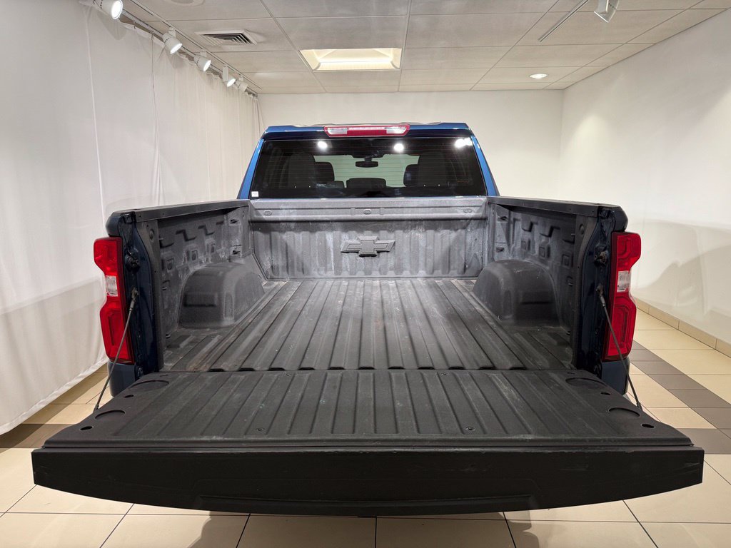 Used 2021 Chevrolet Silverado 1500 RST AWD/4WD image 11