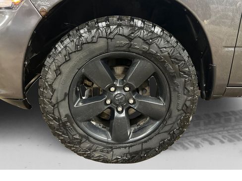 Used 2019 RAM 1500 Express w/ Express Value Package image 47