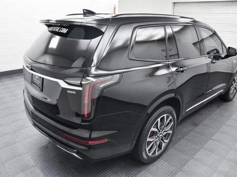 Used 2023 Cadillac XT6 Sport image 7