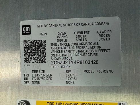 Used 2024 Chevrolet Brightdrop 400 w/ Commercial Equipment Package AWD/4WD image 27
