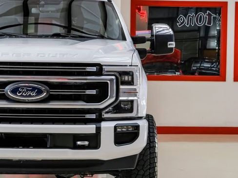 Used 2022 Ford F250 Platinum w/ FX4 Off-Road Package image 46