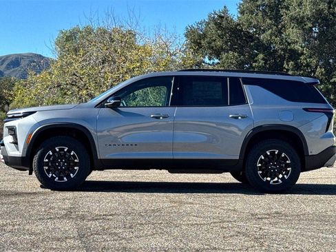 New 2026 Chevrolet Traverse Z71 image 7