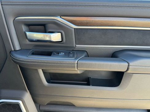 Used 2024 RAM 2500 Laramie image 24