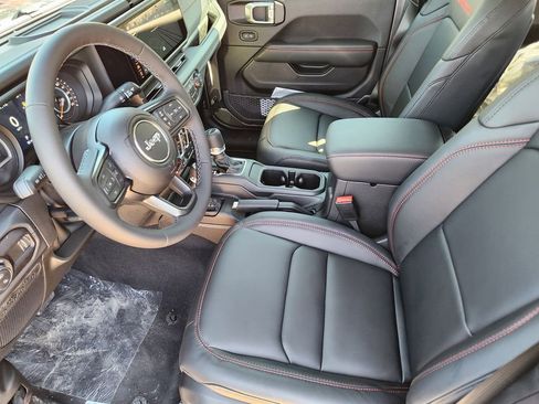 New 2026 Jeep Gladiator Rubicon image 9