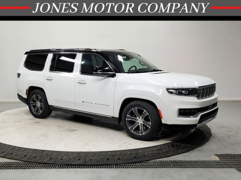 Used 2023 Jeep Grand Wagoneer 4WD image 1