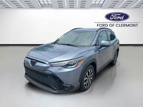 Used 2023 Toyota Corolla Cross AWD Hybrid image 2