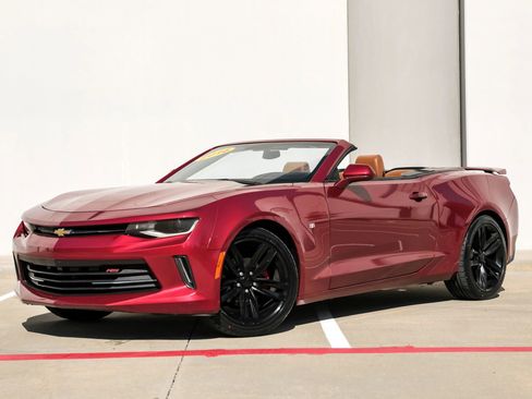 Used 2016 Chevrolet Camaro LT image 7