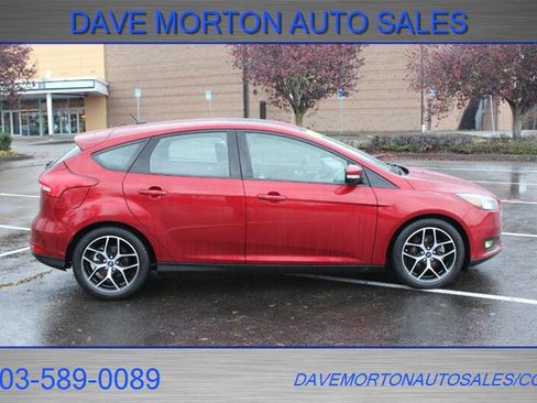 Used 2017 Ford Focus SEL image 5