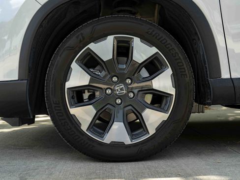 Used 2026 Honda Pilot Elite image 14