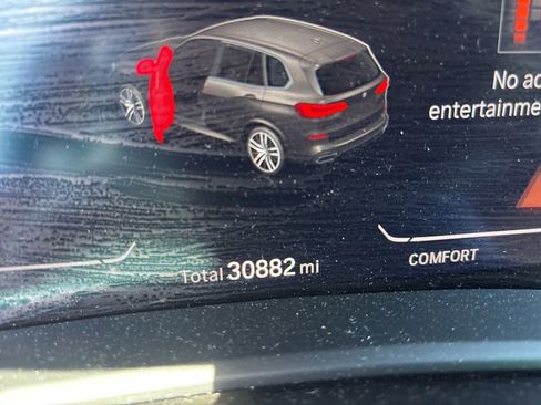 Certified 2023 BMW X5 xDrive40i w/ M Sport Package AWD/4WD image 8