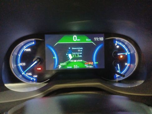 Used 2024 Toyota RAV4 XLE Premium image 10