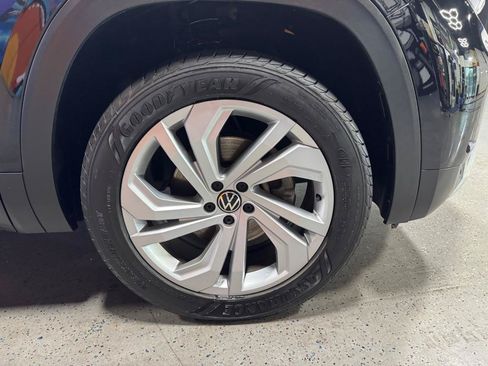 Used 2021 Volkswagen Atlas SE AWD/4WD image 28