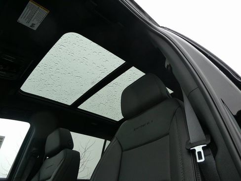 New 2026 GMC Yukon XL Denali w/ Sun & Power Step Package AWD/4WD image 22