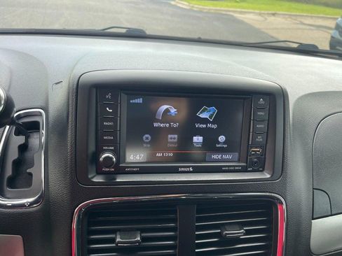 Used 2019 Dodge Grand Caravan GT FWD image 26