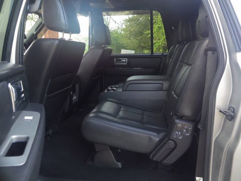 Used 2008 Lincoln Navigator L 4WD image 12