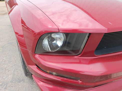 Used 2006 Ford Mustang Coupe RWD image 4