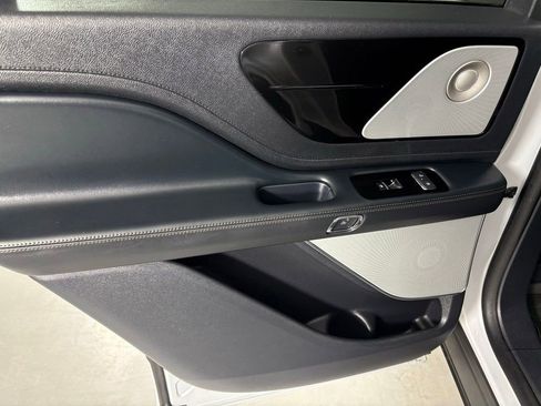 Used 2025 Lincoln Aviator Reserve w/ Equipment Group 201A AWD/4WD image 43