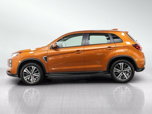 Used 2022 Mitsubishi Outlander Sport ES AWD/4WD image 2