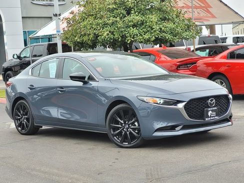 Used 2025 MAZDA MAZDA3 s image 2