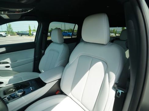 New 2026 Jeep Cherokee Limited AWD/4WD image 34