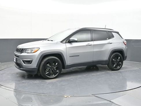 Used 2019 Jeep Compass Altitude image 6