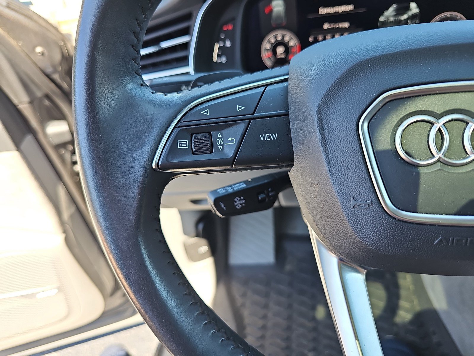 Used 2020 Audi Q7 3.0T Prestige AWD/4WD image 18