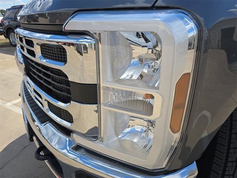 New 2026 Ford F350 XLT w/ 360-Degree Camera Package image 27