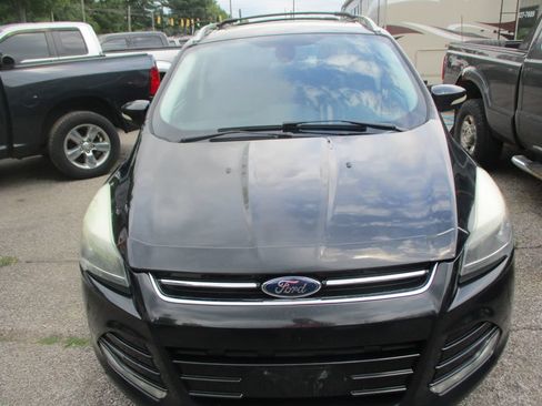 Used 2013 Ford Escape Titanium w/ Parking Technology Pkg FWD image 2