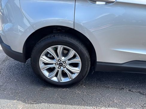 Certified 2023 Ford Edge Titanium AWD/4WD image 33