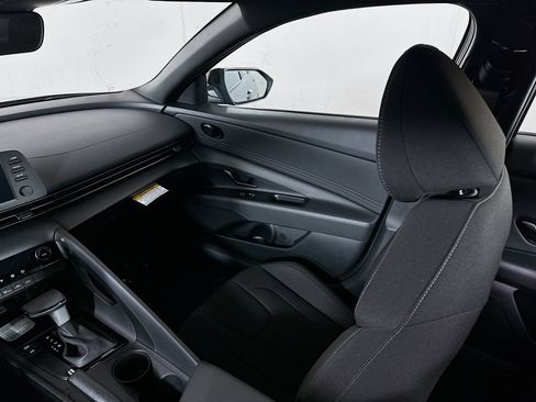New 2026 Hyundai Elantra Sport FWD image 21