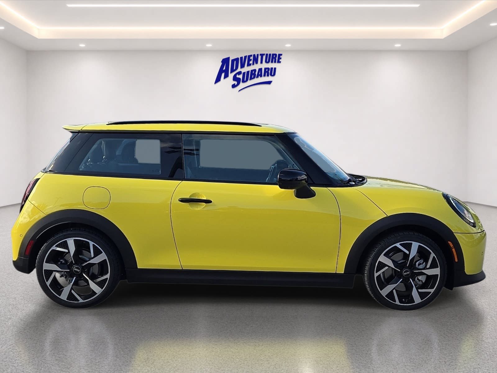 Used 2025 MINI Cooper S FWD image 7