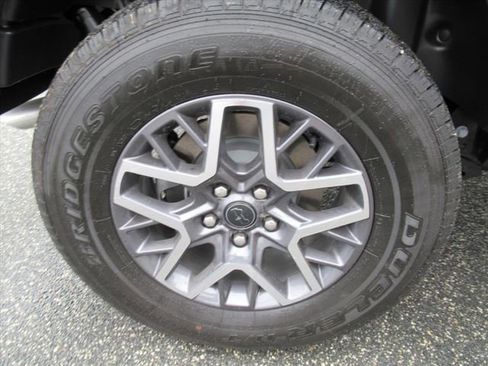 Used 2025 Jeep Wrangler Sahara image 8