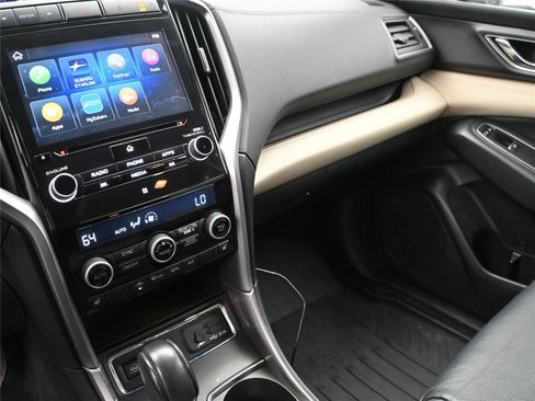 Used 2020 Subaru Ascent Limited image 4