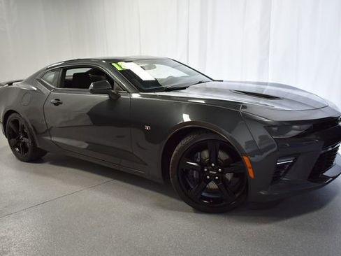 Certified 2018 Chevrolet Camaro SS RWD image 5