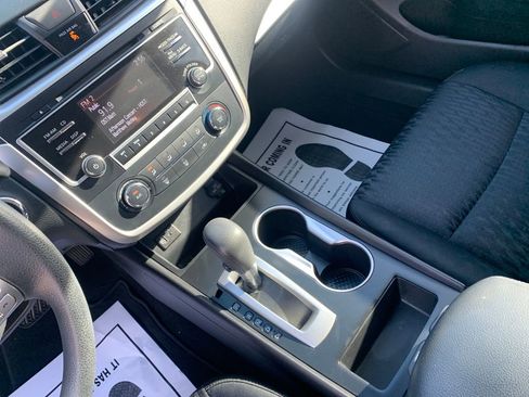 Used 2017 Nissan Altima 2.5 S w/ Power Driver Seat Package image 13