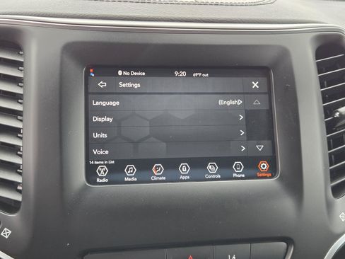 Certified 2021 Jeep Cherokee Latitude FWD image 11