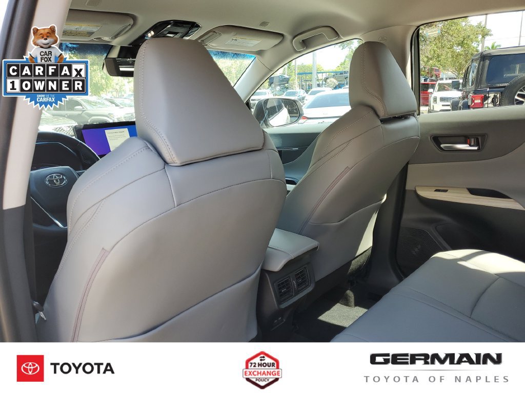Used 2024 Toyota Venza Limited AWD/4WD image 22