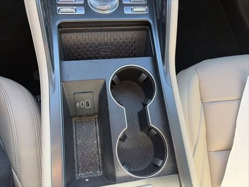 Used 2025 Lincoln Nautilus Premier w/ Equipment Group 102A image 21