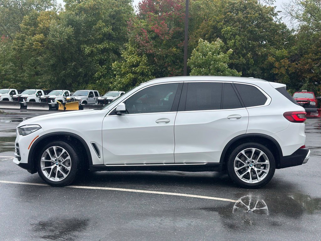 Certified 2022 BMW X5 xDrive40i AWD/4WD image 2