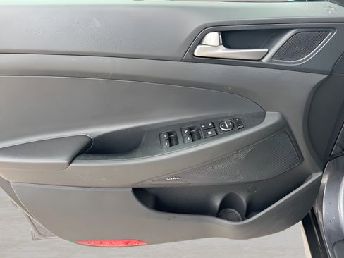 Used 2019 Hyundai Tucson Sport AWD/4WD image 13