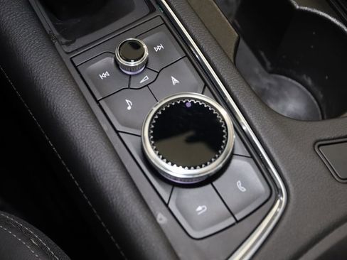 Used 2024 Cadillac XT5 Premium Luxury image 33