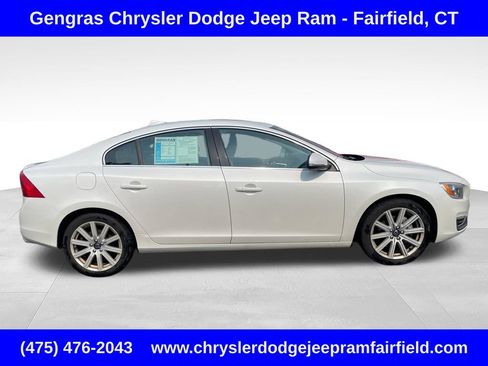Used 2017 Volvo S60 T5 Inscription AWD/4WD image 8